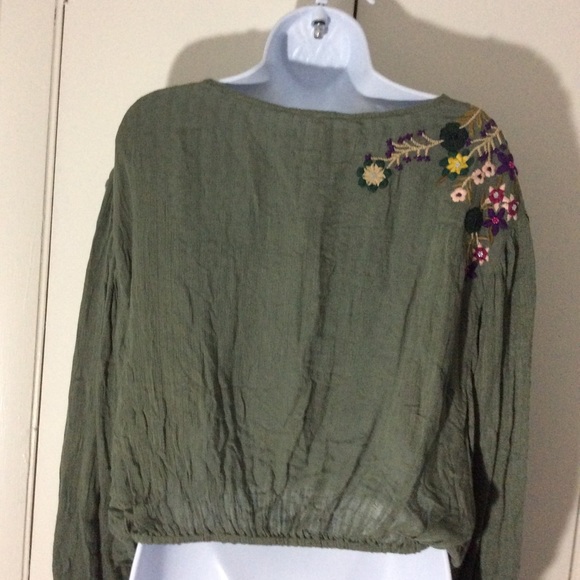 Free People top - Picture 2 of 8